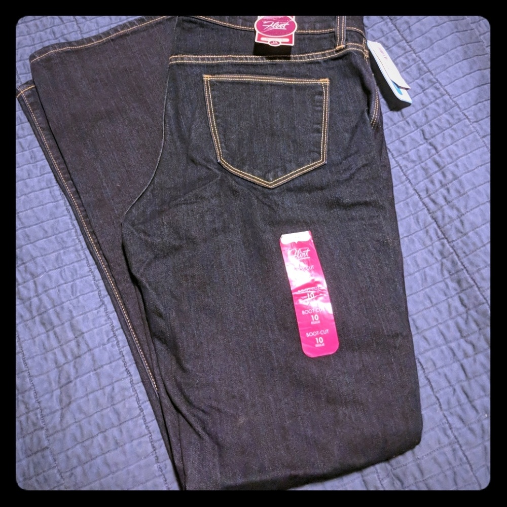 Old Navy "The Flirt" boot cut jeans, size 10